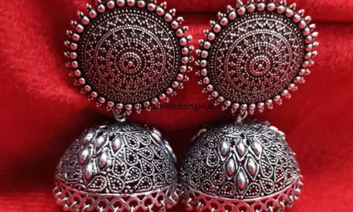 SIYA COSMETICS  JEWELLERY